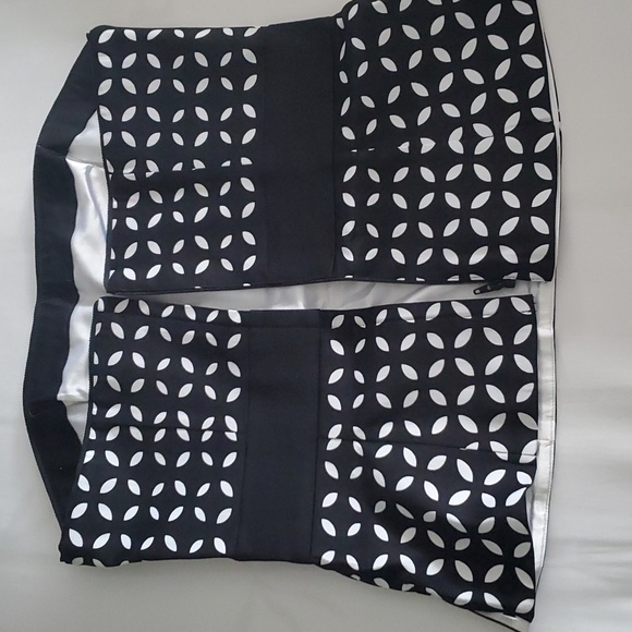 White Black-strapless top, black with white pattern, size 4. Never worn. - Picture 2 of 5